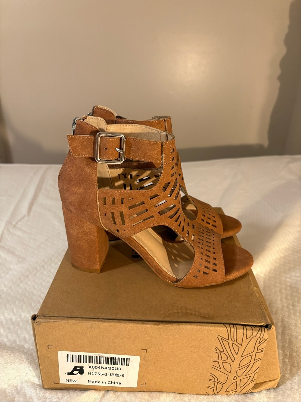 Women's Tan Cutout Block Heel Sandals